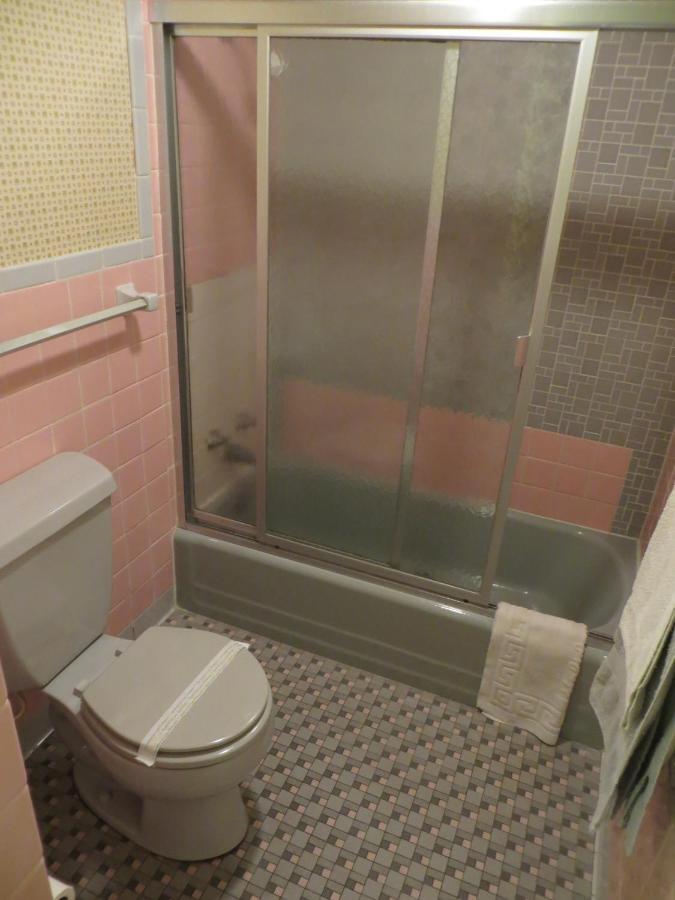 The Wesley Inn Motel Lake Geneva Habitación foto